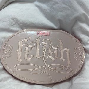 Kat Von D fetish blush + highlighter palette